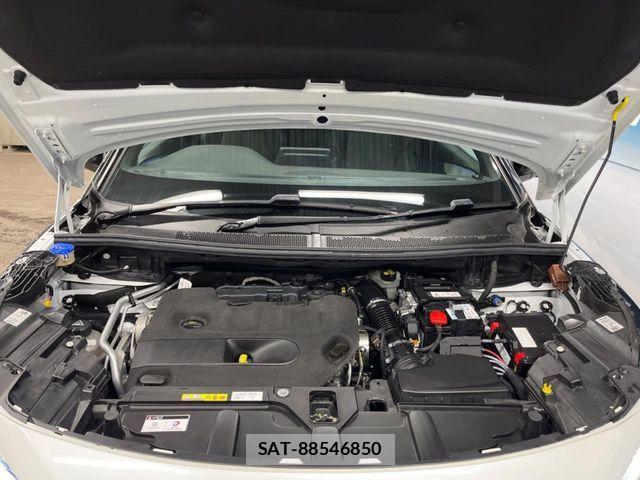 Peugeot 3008 2023-06 2032177-18