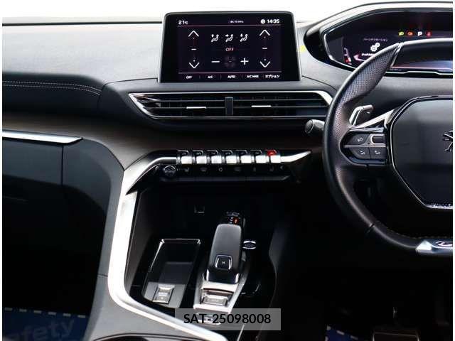 Peugeot 3008 2022-02 3015977-12