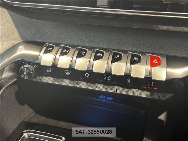 Peugeot 3008 2022-06 3774097-20