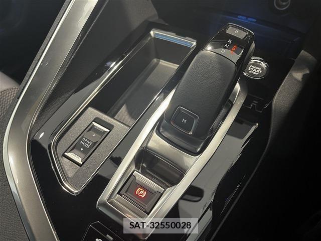 Peugeot 3008 2022-06 3774097-21