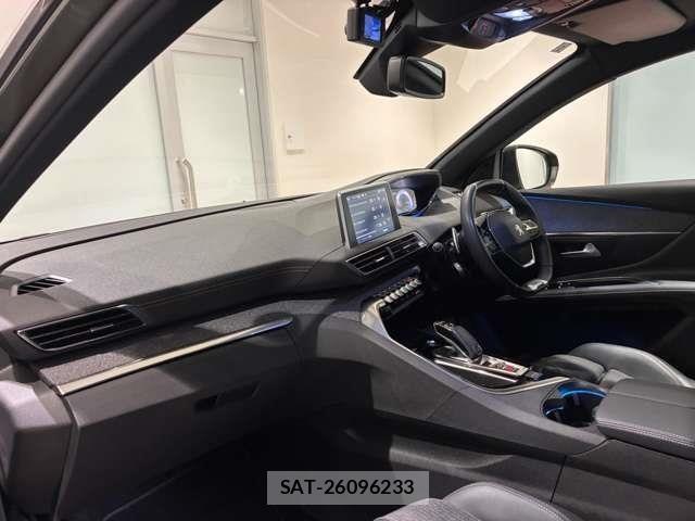 Peugeot 3008 2021-02 6015938-13