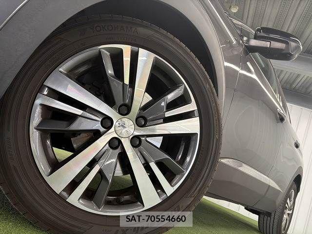 Peugeot 3008 2021-10 6015937-18