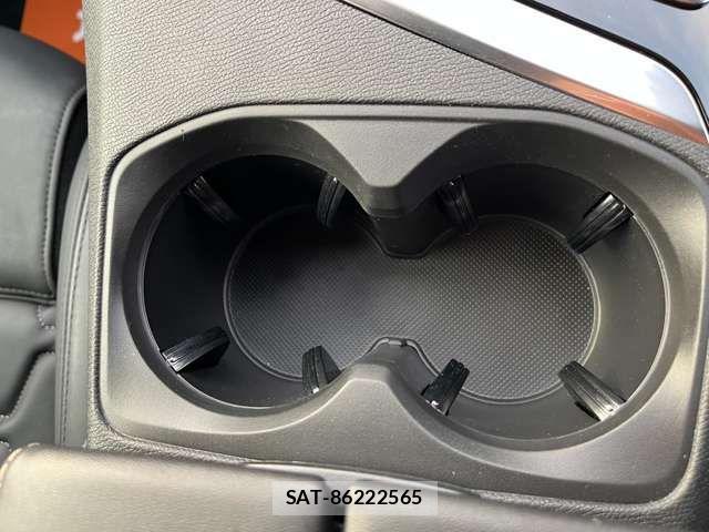 Peugeot 3008 2024-09 6015932-10