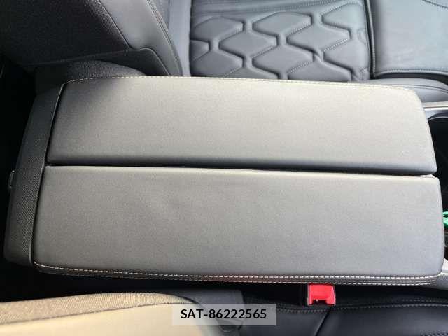 Peugeot 3008 2024-09 6015932-11
