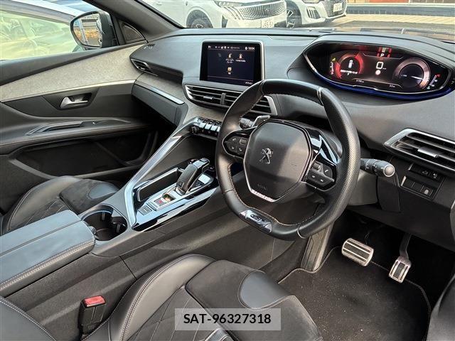 Peugeot 3008 2018-07 6614090-10
