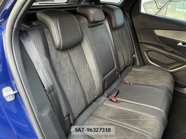 Peugeot 3008 2018-07 6614090-12