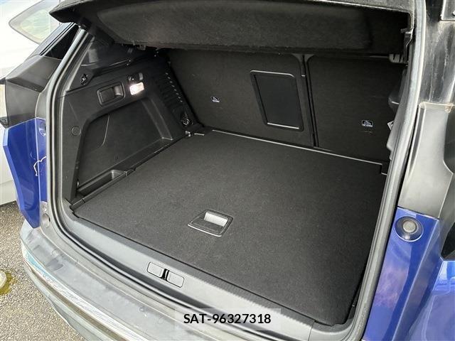 Peugeot 3008 2018-07 6614090-13