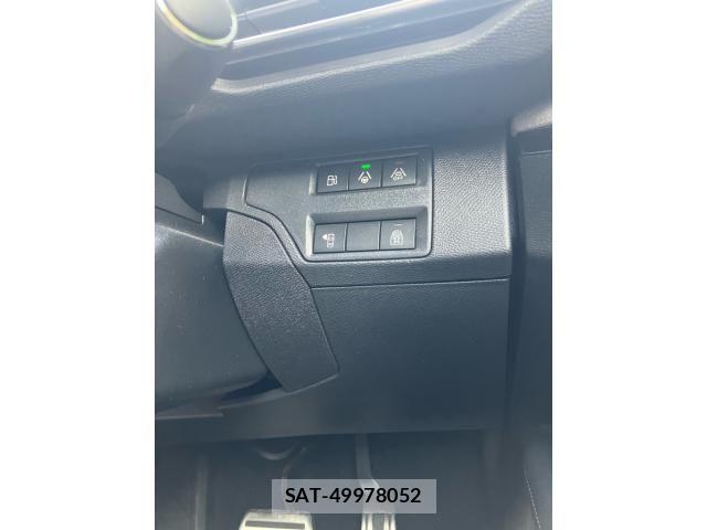 Peugeot 3008 2021-09 6673114-14