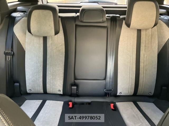Peugeot 3008 2021-09 6673114-24