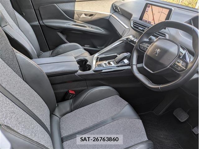 Peugeot 3008 2018-02 6677475-10