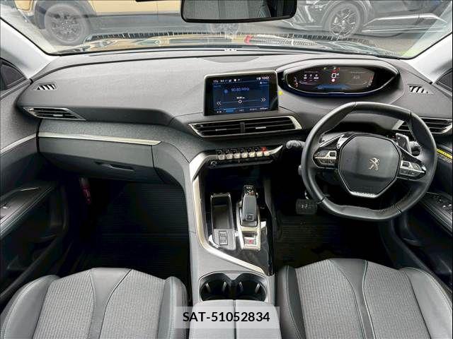 Peugeot 3008 2021-08 6816522-2