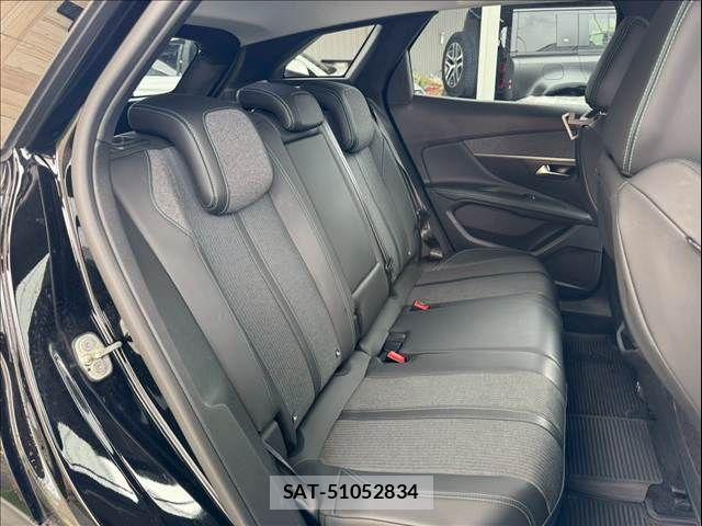 Peugeot 3008 2021-08 6816522-5