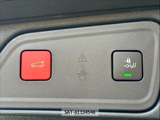 Peugeot 3008 2021-06 6816521-10