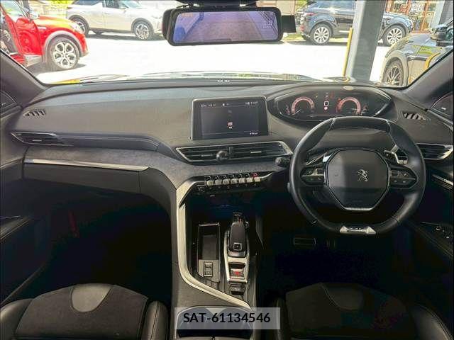 Peugeot 3008 2021-06 6816521-3