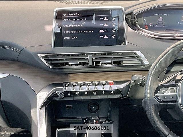 Peugeot 3008 2021-02 6911076-3