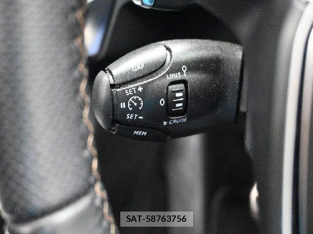 Peugeot 3008 2019-10 7060195-9