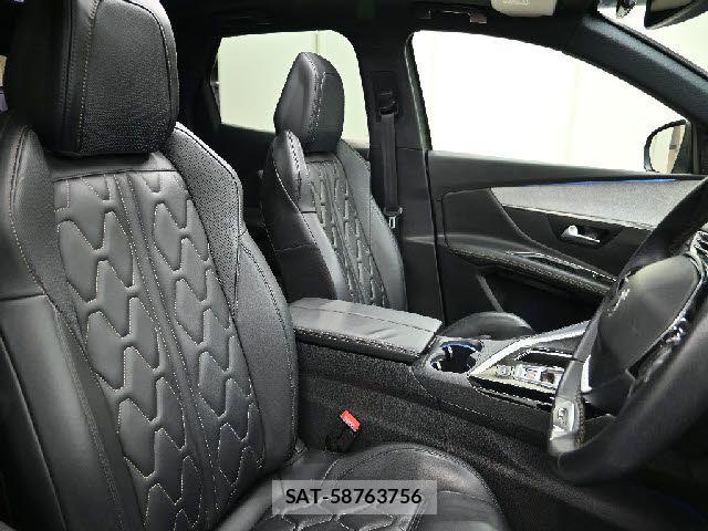Peugeot 3008 2019-10 7060195-25