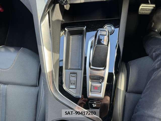 Peugeot 3008 2023-03 7223468-18
