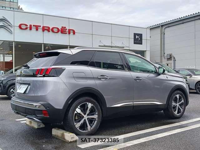Peugeot 3008 2020-11 7223460-11