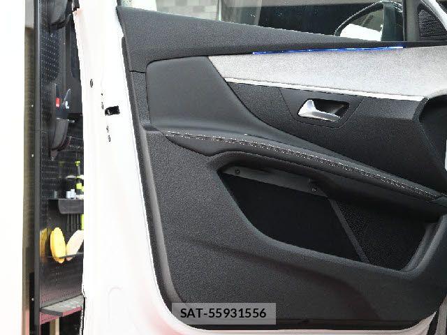 Peugeot 3008 2021-12 7223465-23