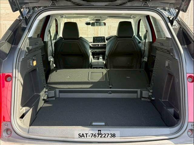 Peugeot 3008 2018-10 7223455-17