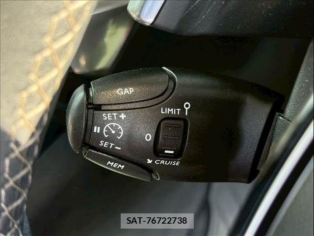 Peugeot 3008 2018-10 7223455-8