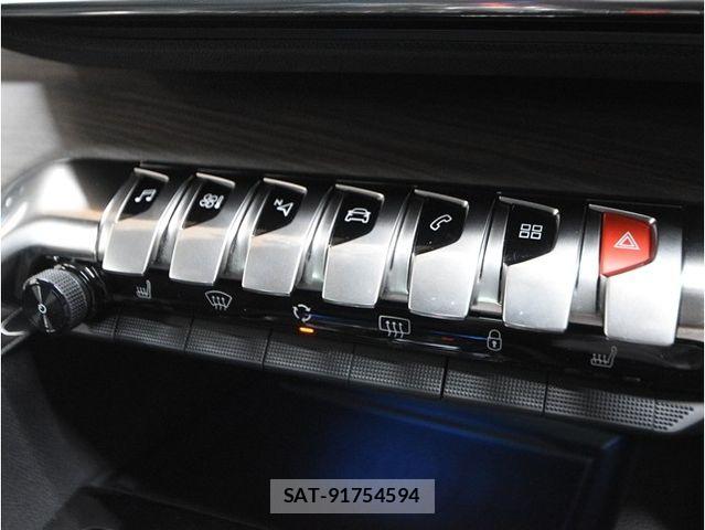 Peugeot 3008 2021-05 7223461-24