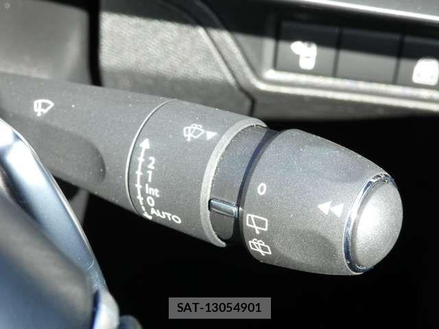 Peugeot 3008 2022-07 7223466-10