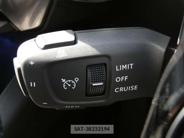 Peugeot 3008 2025-03 7223472-7
