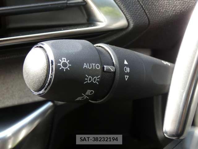 Peugeot 3008 2025-03 7223472-8