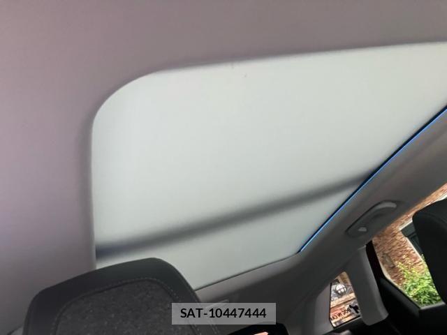 Peugeot 3008 2018-09 7216235-13
