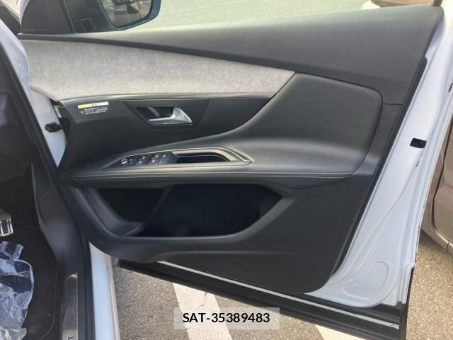 Peugeot 3008 2022-08 7223470-13