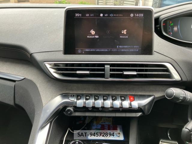 Peugeot 3008 2017-09 7251899-26