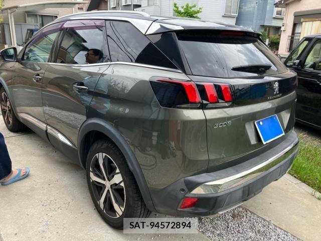 Peugeot 3008 2017-09 7251899-3