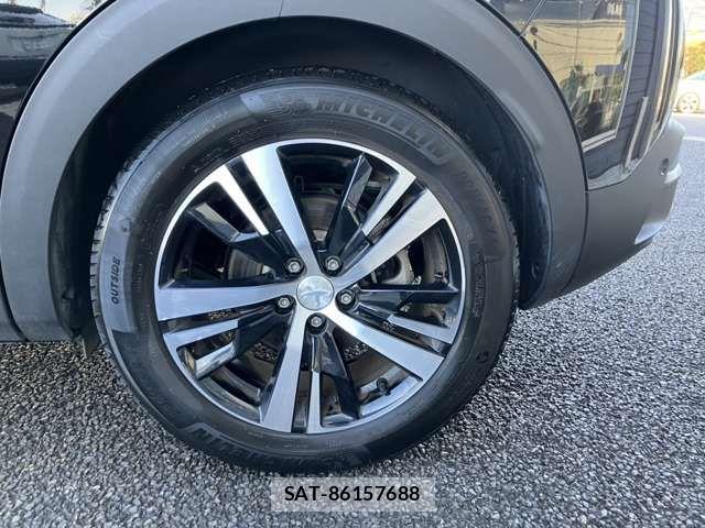 Peugeot 3008 2023-06 7251898-11