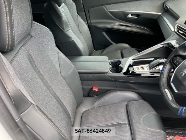 Peugeot 3008 2019-07 7329292-11