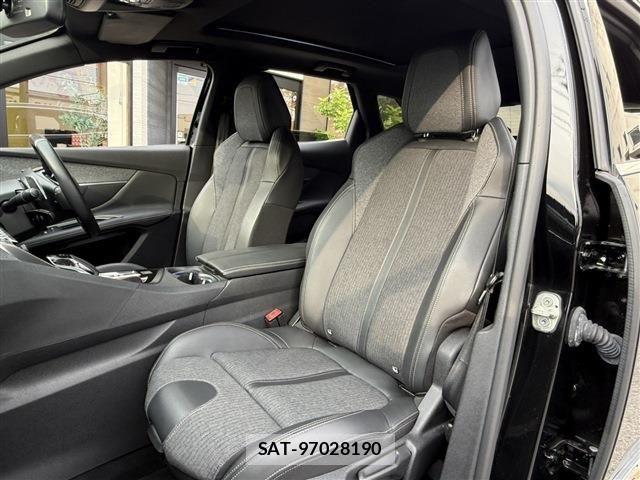 Peugeot 3008 2019-09 7456729-16