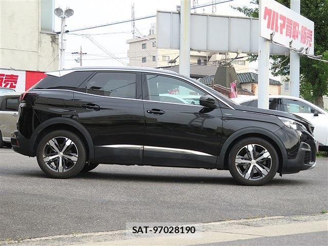 Peugeot 3008 2019-09 7456729-3
