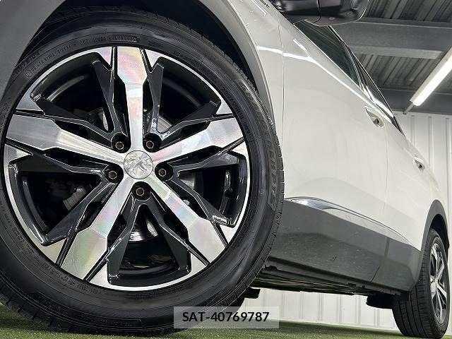 Peugeot 3008 2021-06 7502208-18