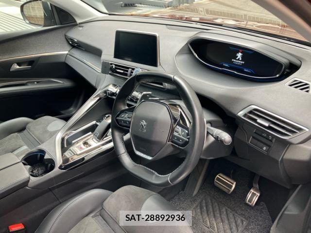 Peugeot 3008 2020-12 7619157-10