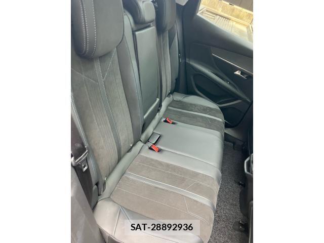 Peugeot 3008 2020-12 7619157-12