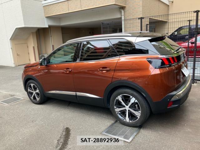 Peugeot 3008 2020-12 7619157-2