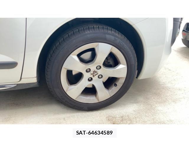 Peugeot 3008 2014-05 7727138-9