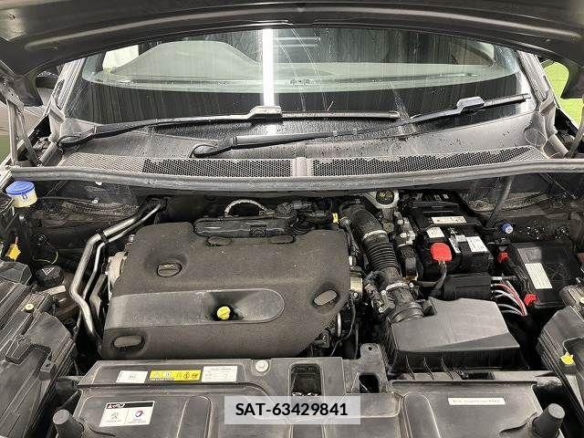 Peugeot 3008 2021-05 7727136-11