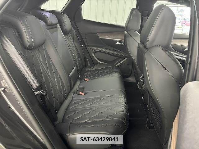 Peugeot 3008 2021-05 7727136-7