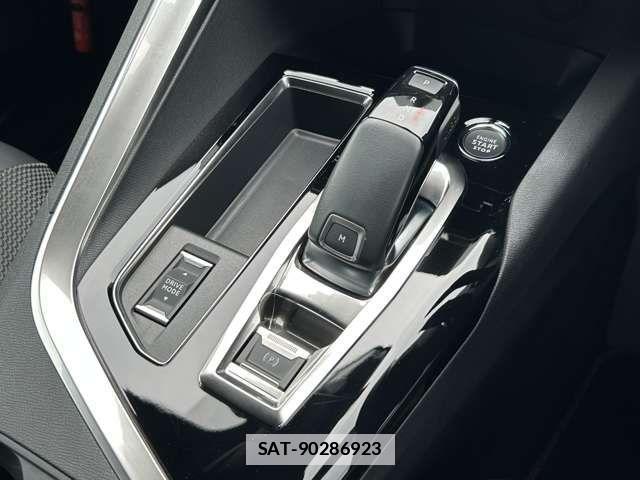 Peugeot 3008 2023-05 7727122-12