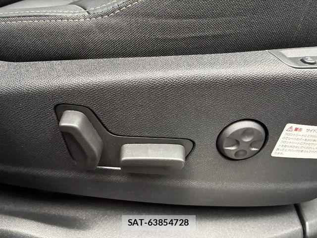 Peugeot 3008 2023-06 7727126-15