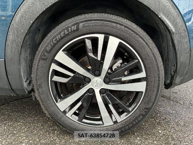 Peugeot 3008 2023-06 7727126-22