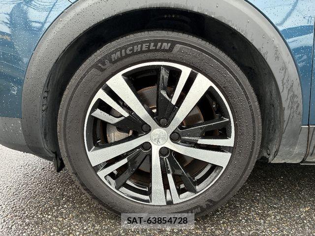 Peugeot 3008 2023-06 7727126-23