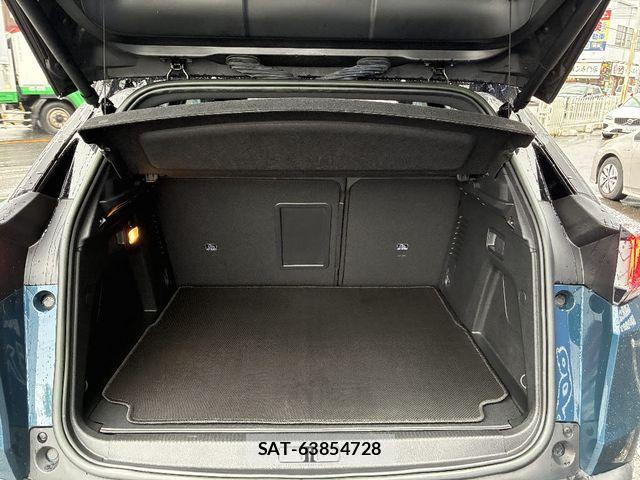 Peugeot 3008 2023-06 7727126-5